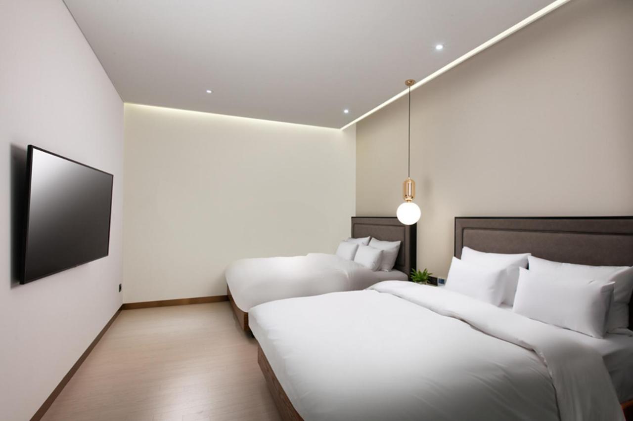 N Bridge Hotel Jeon Ju Jeonju Εξωτερικό φωτογραφία